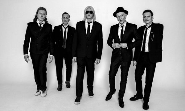 Def-Leppard-by-Anton-Corbijn-HEADER