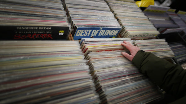 Record Enthusiasts Gather At Musicmania Record Fair 2015