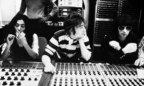 John-Lennon-by-Iain-McMillan-©-Yoko-Ono