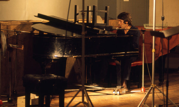 Paul-McCartney-©-1974-MPL-Communications-Ltd-David-Litchfield-HEADER
