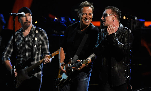 The Edge, Bono und  Bruce Springsteen auf der Bühne