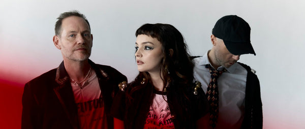 Chvrches mit neuer Single „Roses“