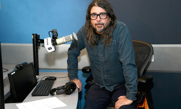 Dave Grohl bei einer Radioshow