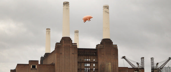 die Battersea Power Station mit dem Schwein von Pink Floyds "Animals"