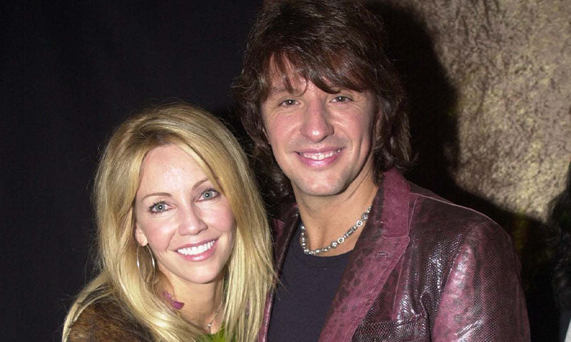 Am 17.12.1994 heiraten Richie Sambora und Heather Locklear - The Circle