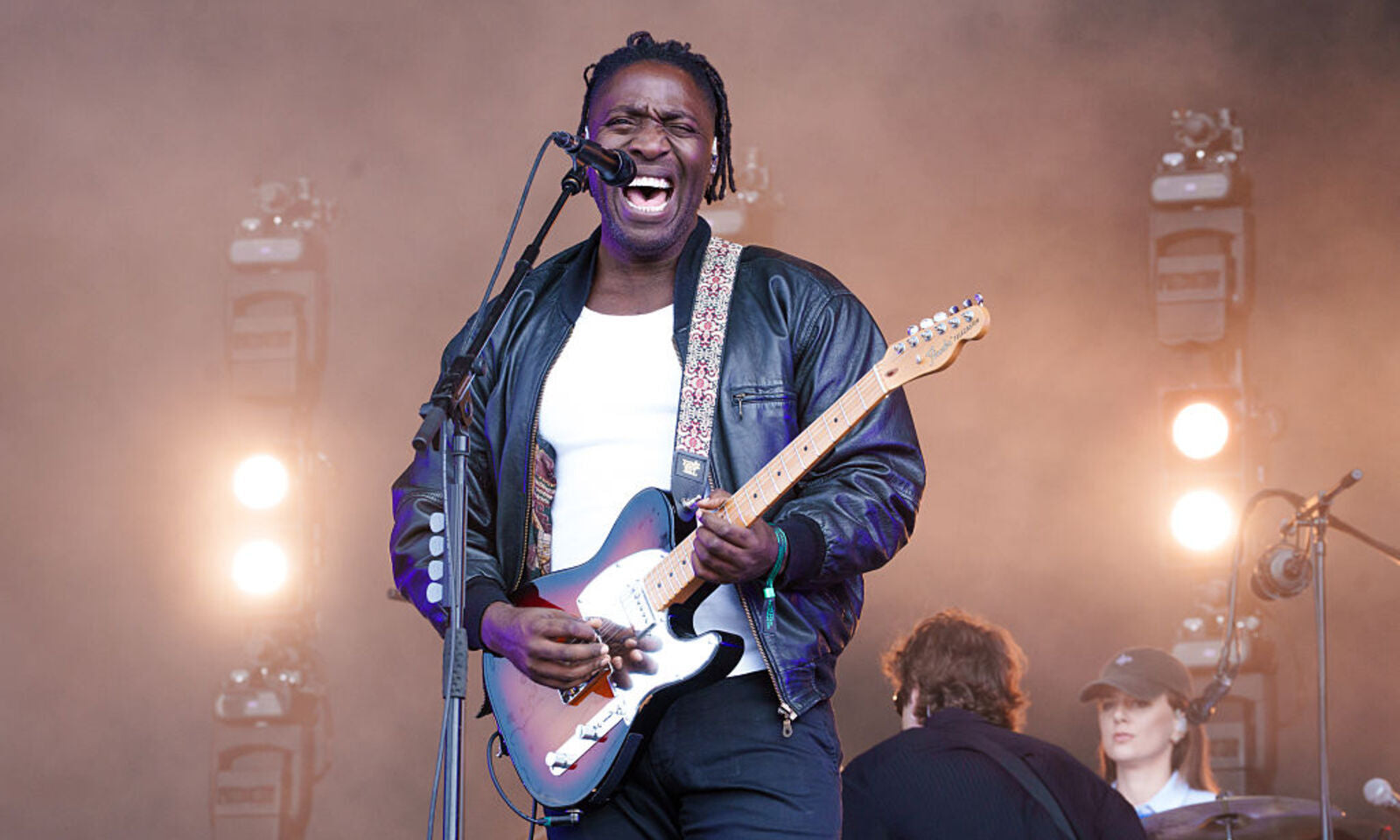 Bloc Party teilen weitere Single