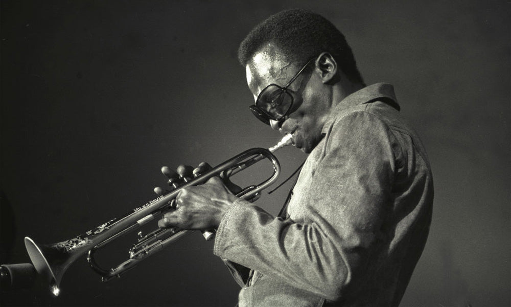 Miles-Davis-GettyImages-158786027-HEADER