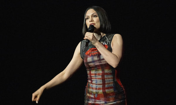 Jessie J kehrt nach Krebserkrankung auf Bühne zurück