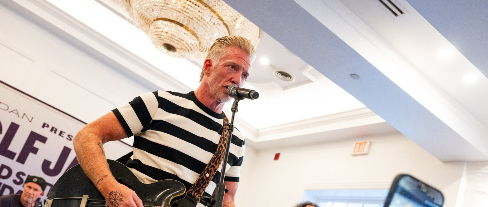 Josh Homme auf der Bühne