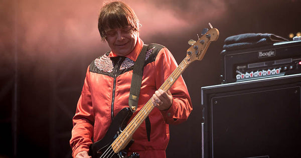 Mani spielt Bass