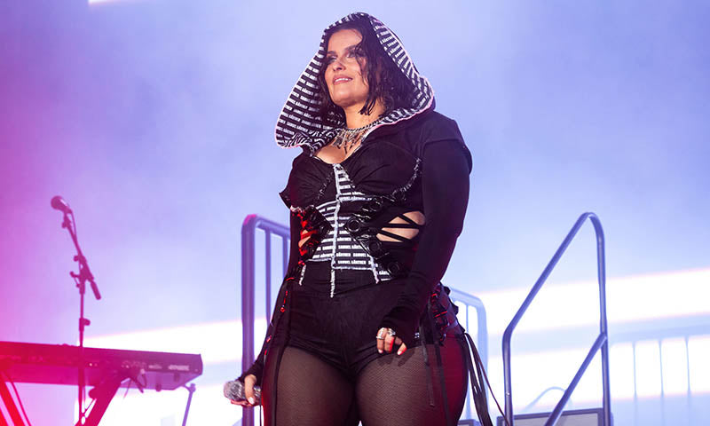 Nelly Furtado auf der Bühne