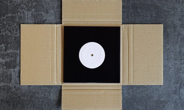 Vinyl richtig versenden: So kommen Schallplatten sicher an