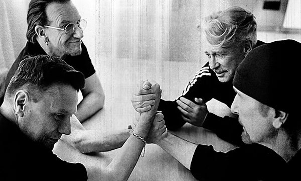 U2 veröffentlichen neue EP „Days Of Ash“ – ohne Ankündigung und als Vorbote eines neuen Albums