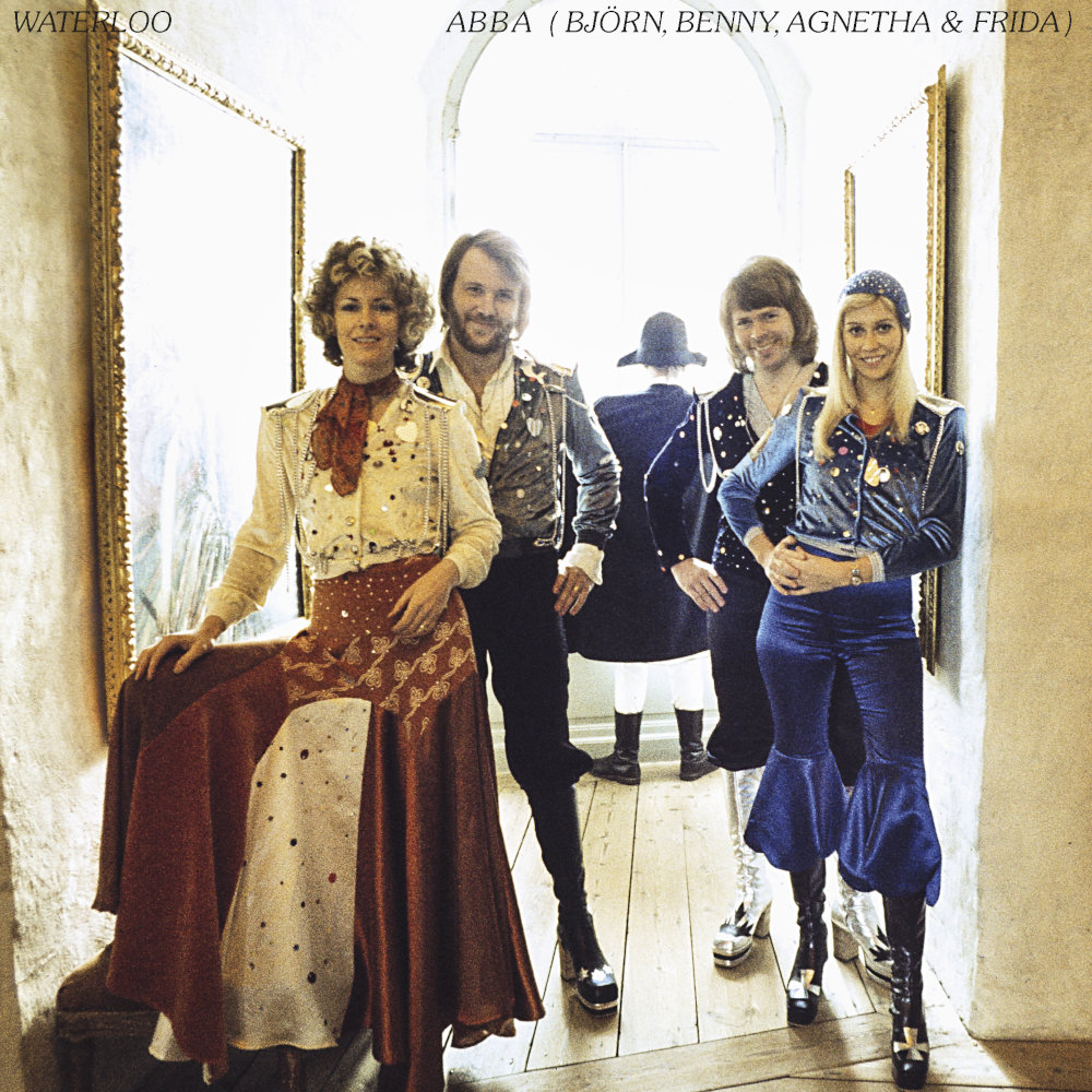 https://images.bravado.de/prod/product-assets/product-asset-data/abba/abba/products/506826/web/430008/image-thumb__430008__3000x3000_original/ABBA-Waterloo-Boxsets-EP-506826-430008.61d6723e.png