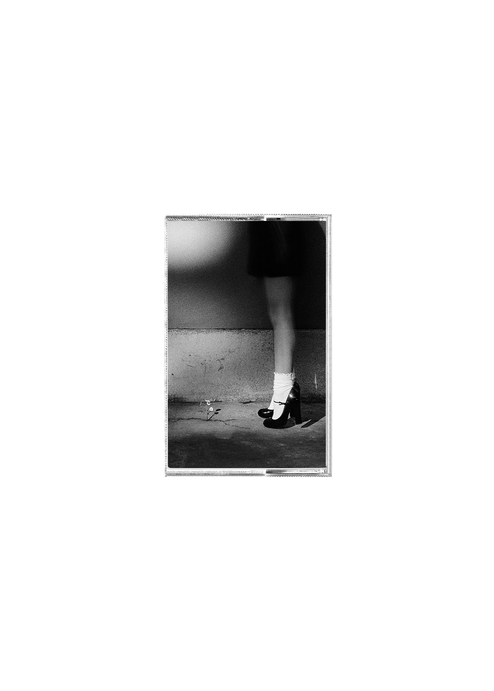 Ariana Grande petal exclusive recycled black cassette exclusive recycled black cassette 451256