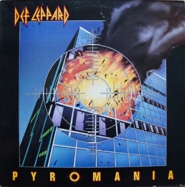 https://images.bravado.de/prod/product-assets/product-asset-data/def-leppard/def-leppard-d2c-tt/products/507025/431666/image-thumb__431666__3000x3000_original/Def-Leppard-Pyromania-Vinyl-Album-507025-431666.6505bd55.jpg