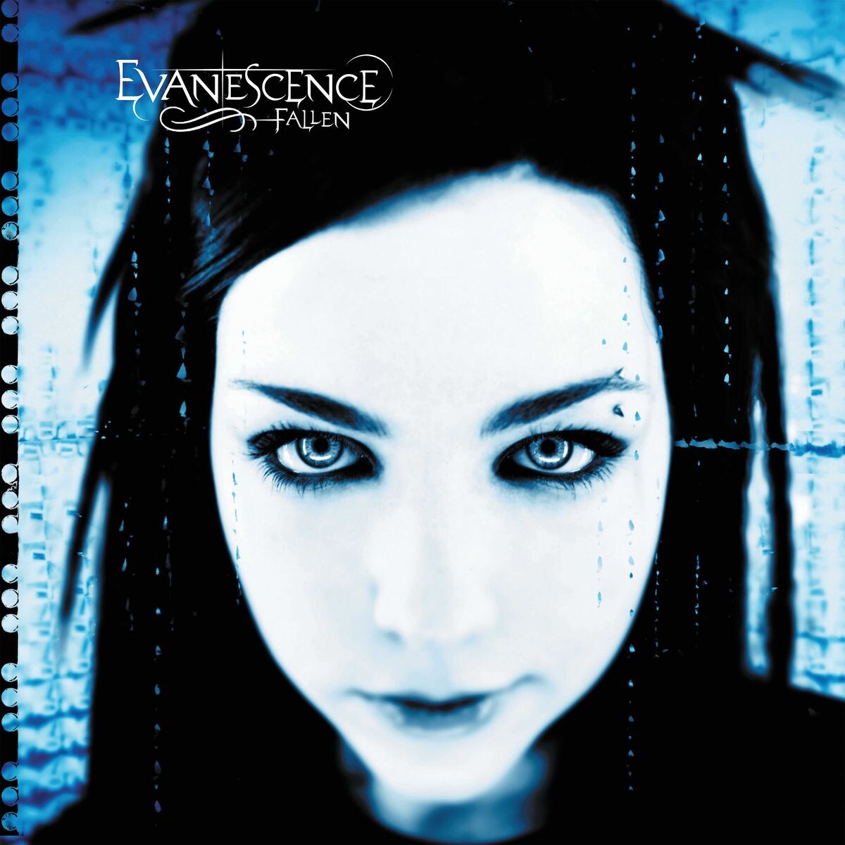 https://images.bravado.de/prod/product-assets/product-asset-data/evanescence/evanescence-d2c-tt/products/142159/web/308796/image-thumb__308796__3000x3000_original/Evanescence_Fallen_LP_s142159_o208505_a308796_v11961650.9db6a555.jpg