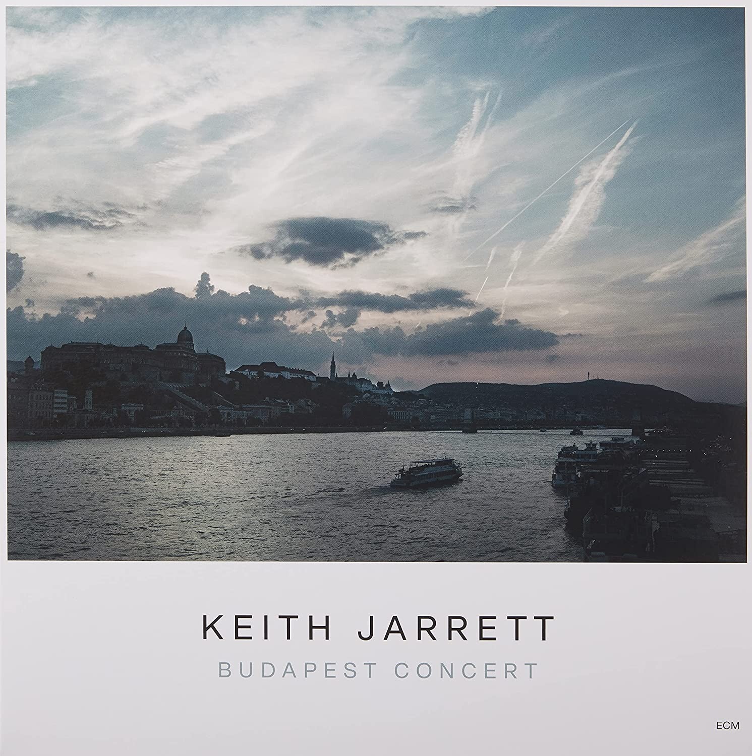 https://images.bravado.de/prod/product-assets/jarrett-keith/keith-jarrett/products/141852/web/308341/image-thumb__308341__3000x3000_original/Keith-Jarrett-Budapest-Concert-CD-141852-308341-1663619650.77b95d23.jpg