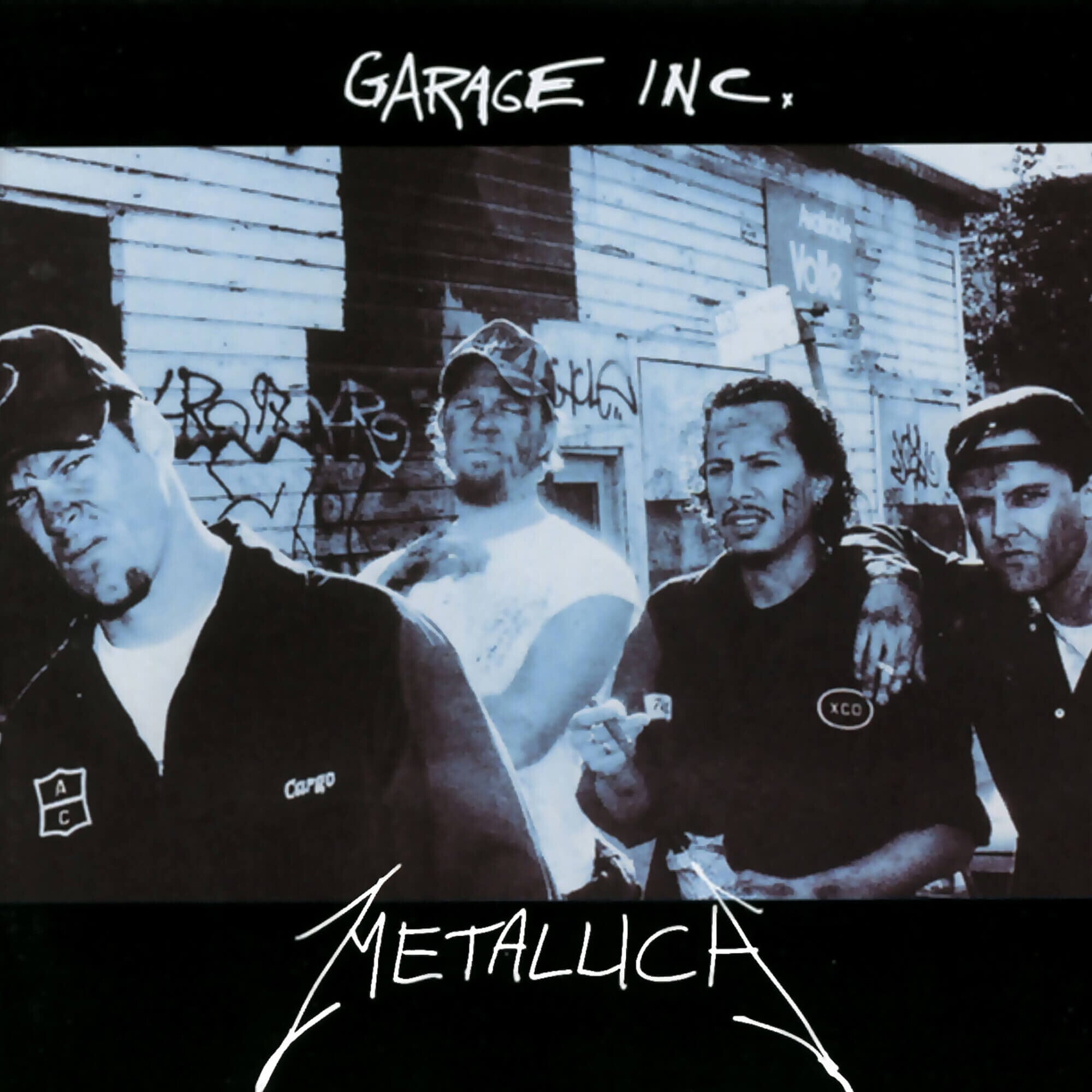 https://images.bravado.de/prod/product-assets/metallica/metallica/products/132704/web/294940/image-thumb__294940__3000x3000_original/Metallica-Garage-Inc-3LP-Vinyl-Album-keine-132704-294940.bed3a08b.jpg