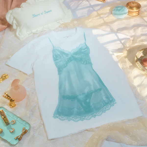 Sabrina Carpenter - lingerie tee (T-Shirt)