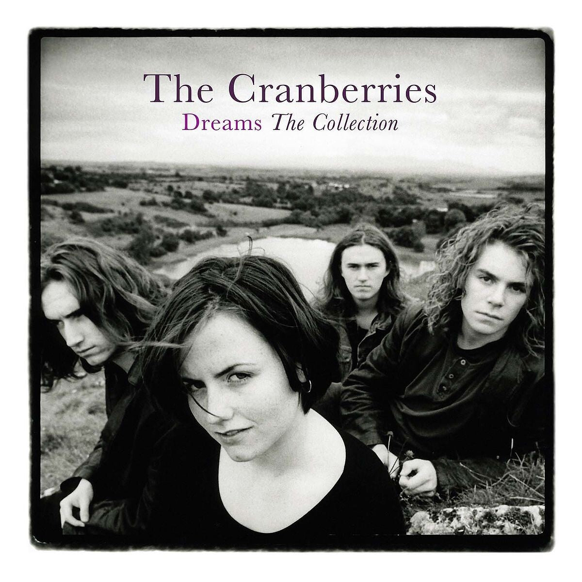 https://images.bravado.de/prod/product-assets/product-asset-data/cranberries-the/the-cranberries-d2c-tt/products/142367/web/309006/image-thumb__309006__3000x3000_original/The-Cranberries-Dreams-The-Collection-Vinyl-Album-142367-309006.4c02a96a.jpg