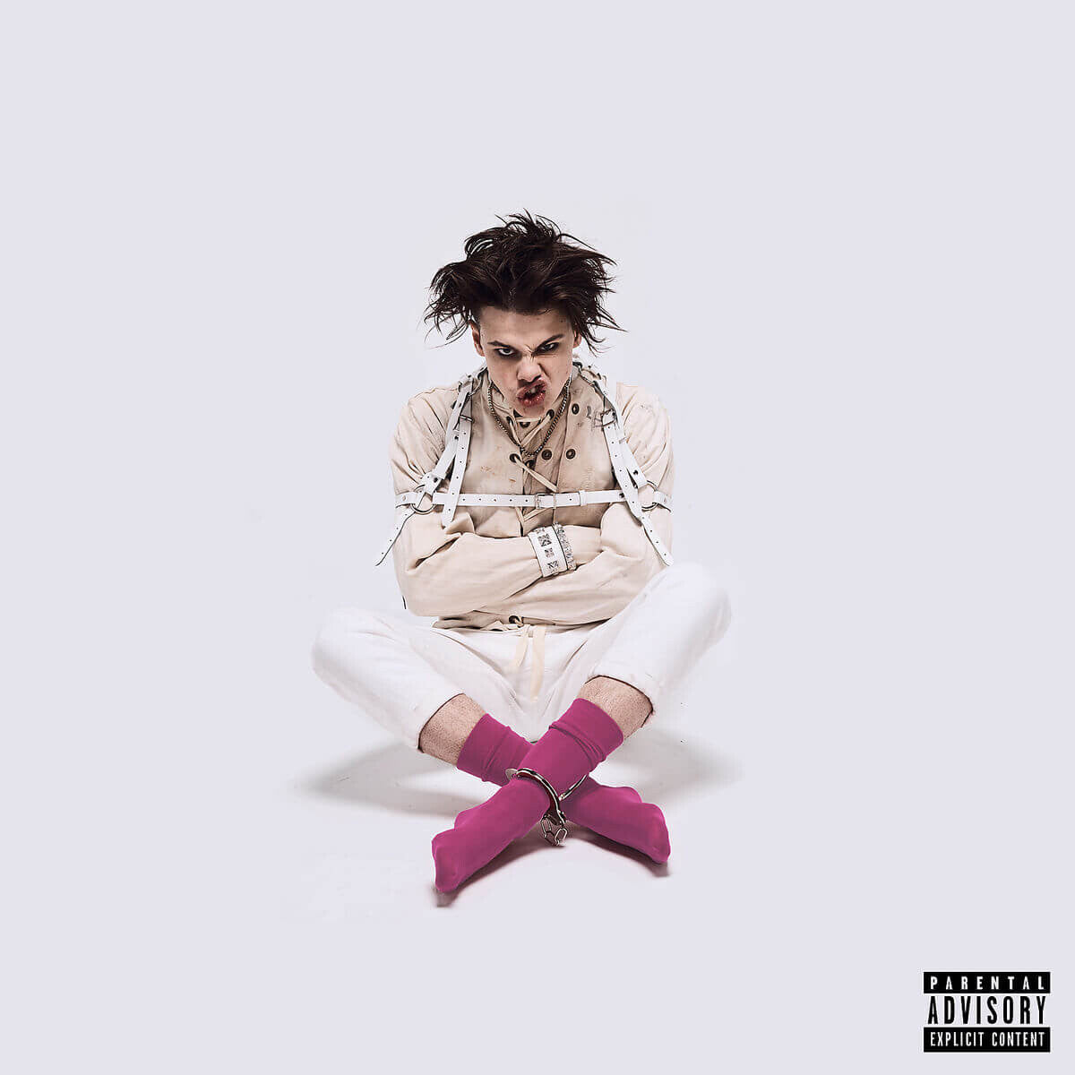 https://images.bravado.de/prod/product-assets/product-asset-data/yungblud/yungblud/products/133264/web/295734/image-thumb__295734__3000x3000_original/Yungblud-21st-Century-Liability-CD-Album-133264-295734.69e35132.jpg