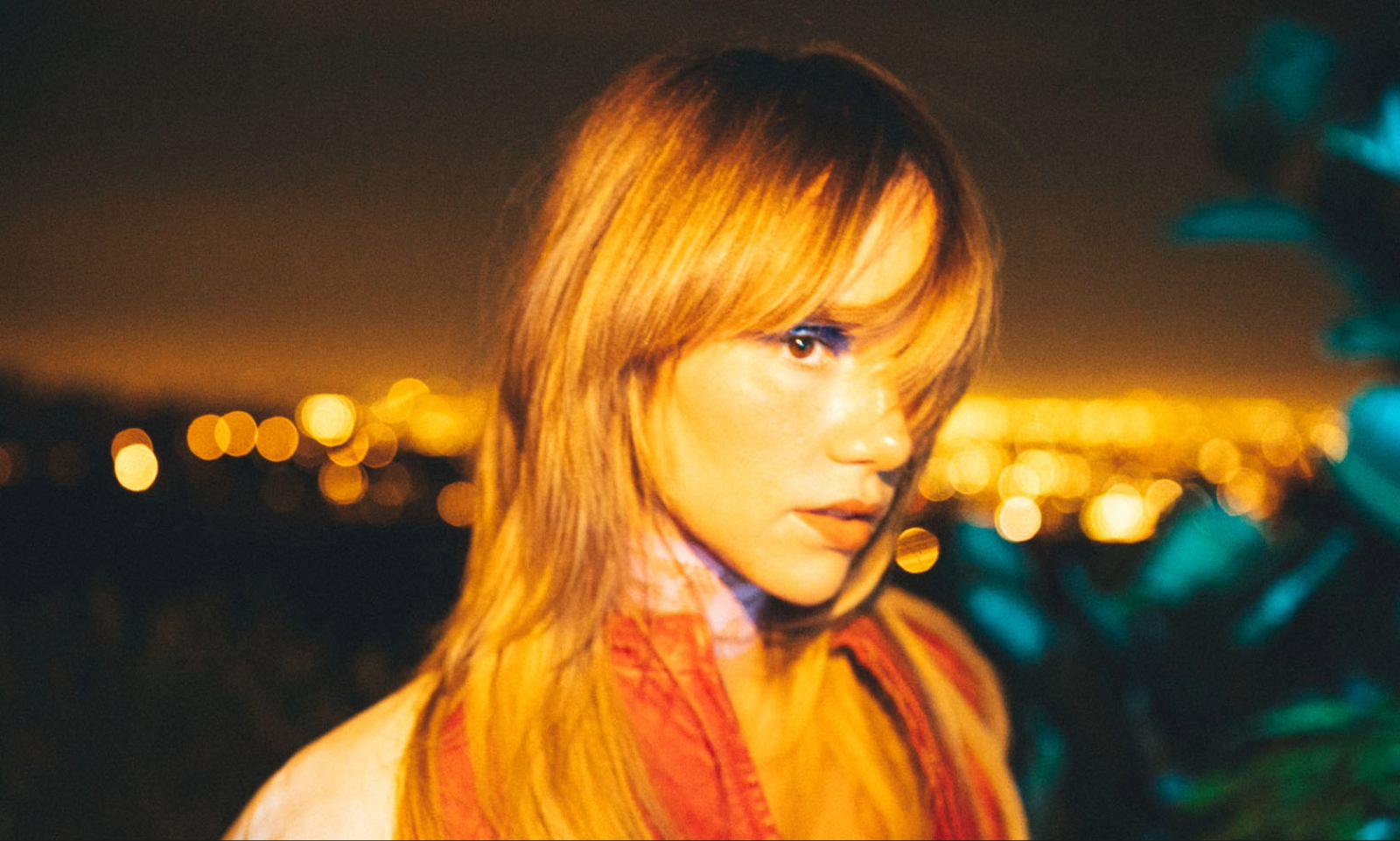 Suki Waterhouse